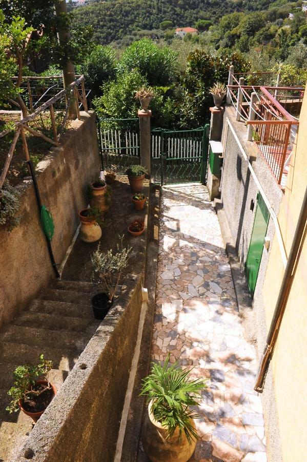Casa Di Erika Apartamento Varazze Exterior foto